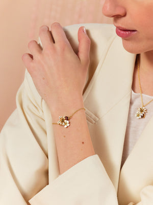 White and Gold Flowers and Round Faceted Glass Stone Fine Bracelet