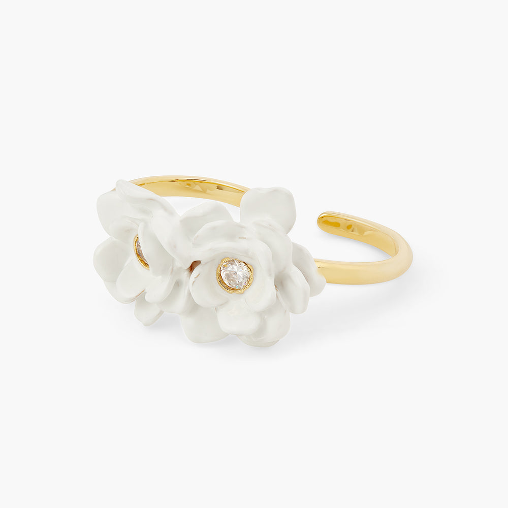 
            
                Load image into Gallery viewer, White Flowers Two-Finger Adjustable Ring
            
        