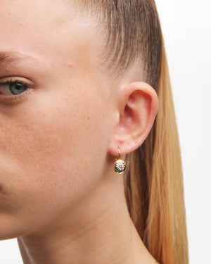 Daisy Flower Sleeper Earrings