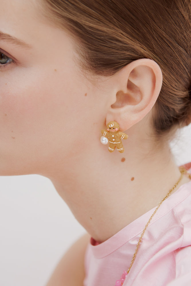 N2 Gingerbread Man and Imitation Pearl Clip-On Earrings