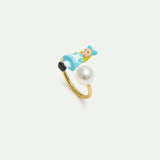 Alice in Wonderland adjustable ring and imitation pearl