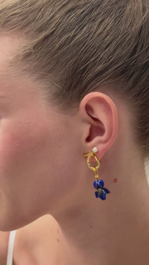 
            
                Load and play video in Gallery viewer, Vincent&amp;#39;s Iris Pendant - Magnetism and Knowledge
            
        