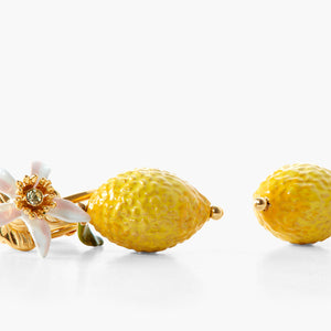 
            
                Load image into Gallery viewer, ✨USA EXCLUSIVE✨ Big Lemon and White Flower Clip-On Earrings
            
        