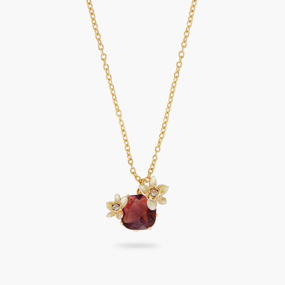 Vanilla Flowers and Faceted Glass Pendant Necklace