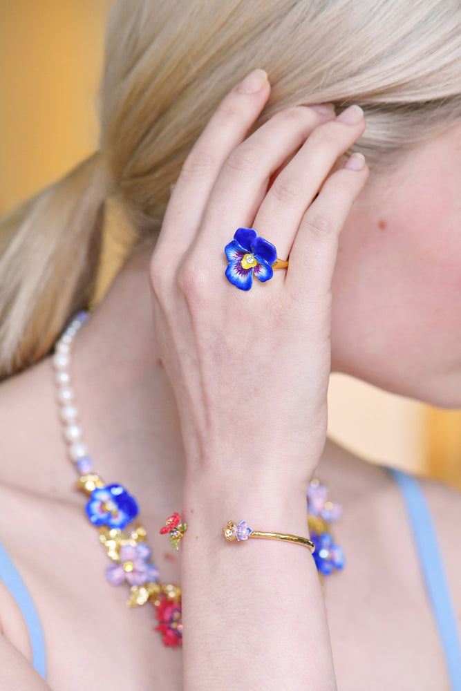 Thousand Pansies Blue pansy and faceted crystal cocktail ring - Blue